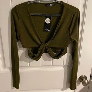 Long sleeved crop top